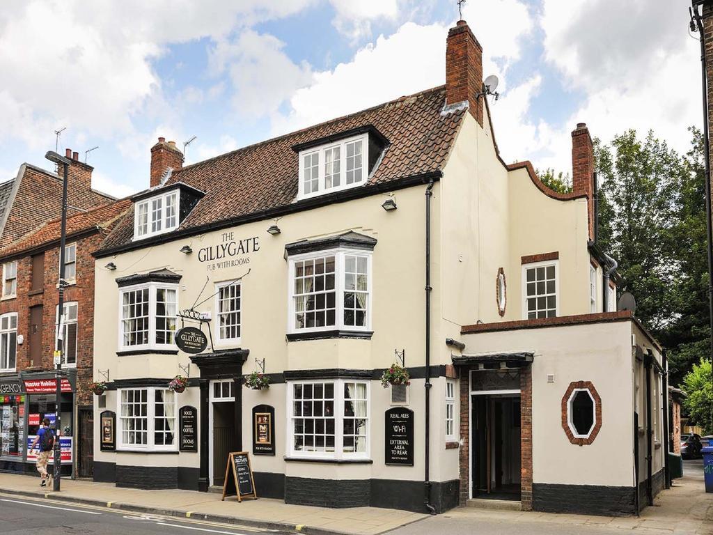 요크 The Gillygate Pub B&B 외부 사진